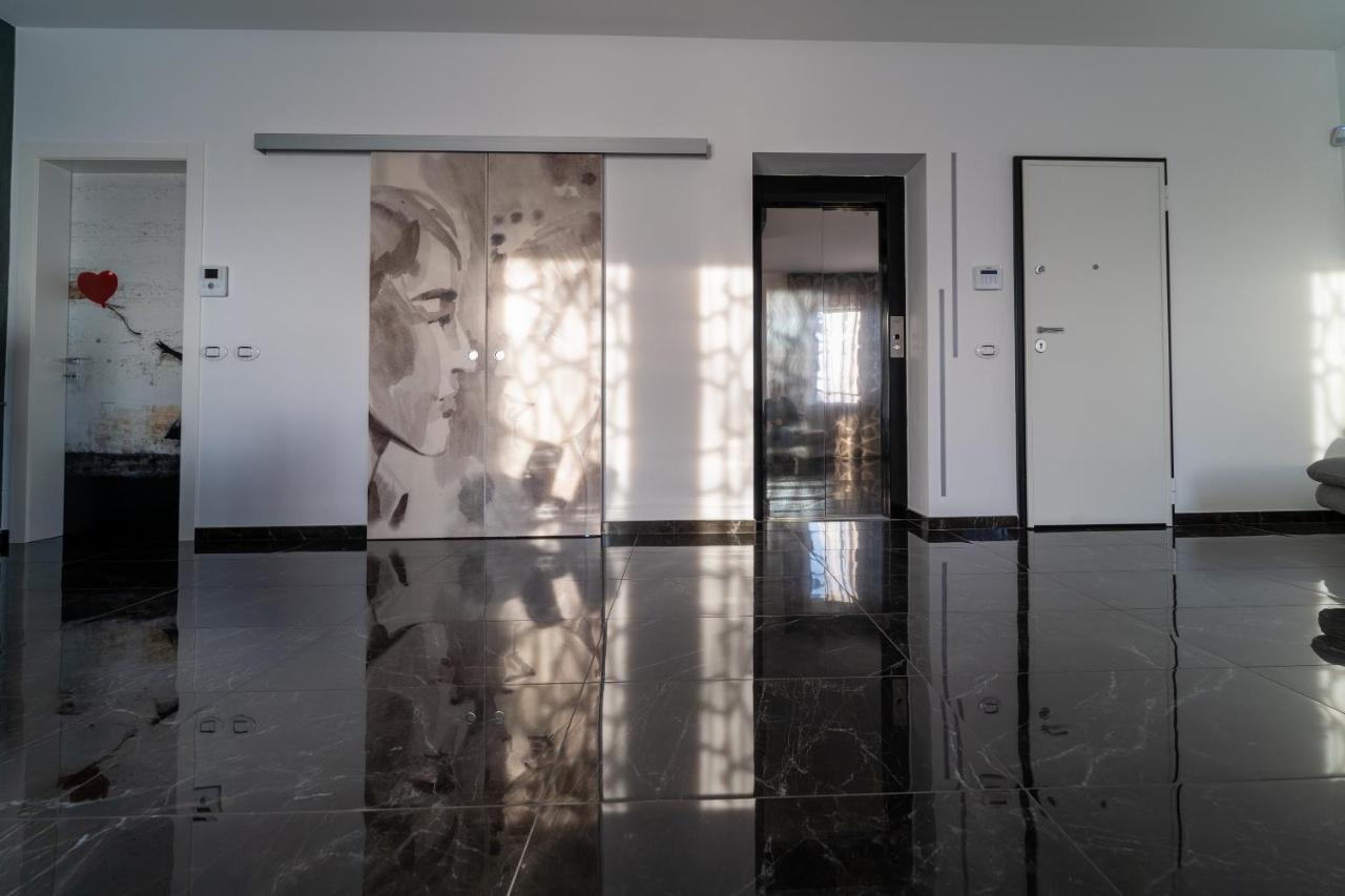 Mistica Space Apartment Reggio Emilia Exterior photo